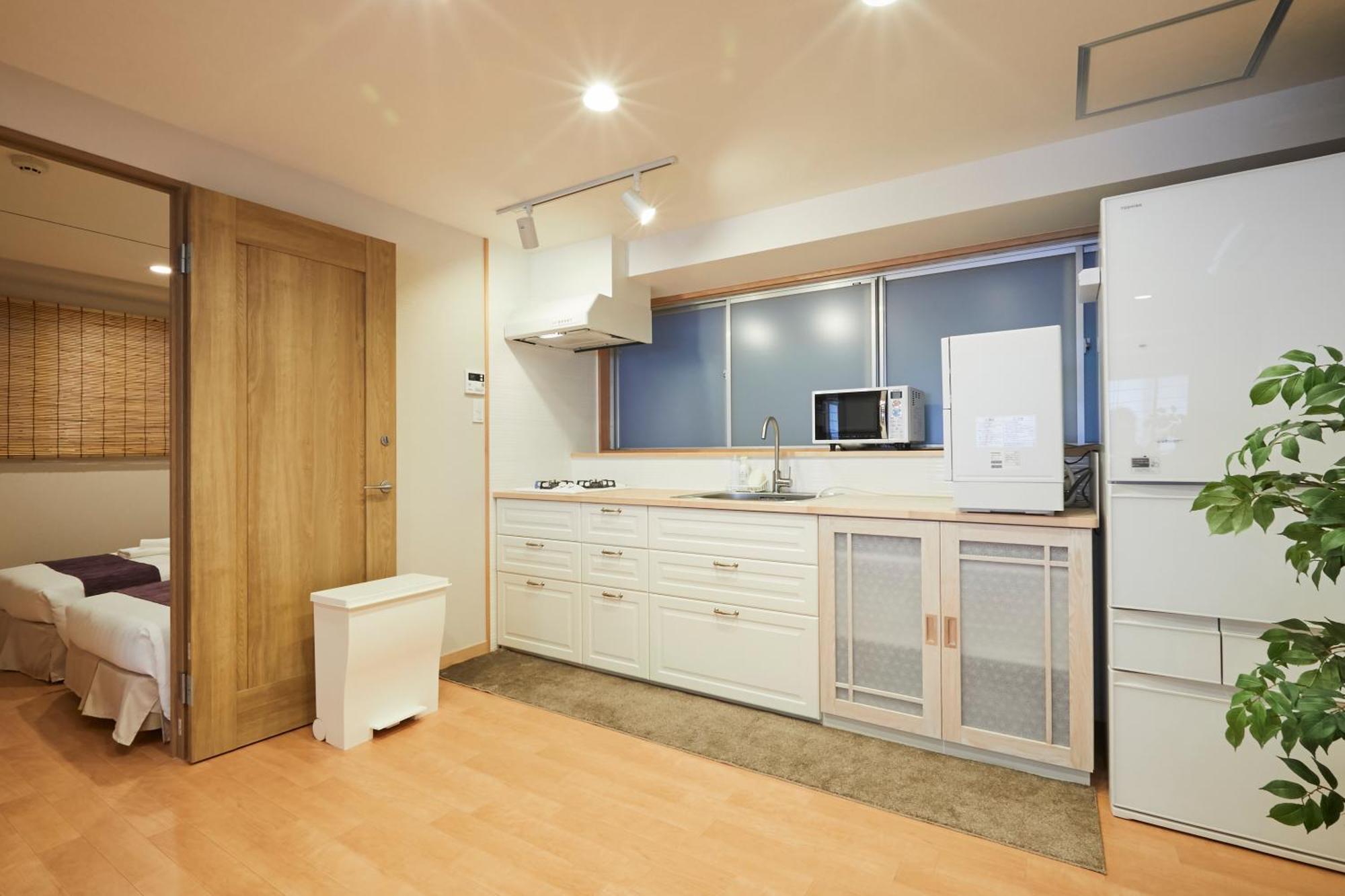 Condominium Hotel Keyakian Tokyo Nihonbashi Bagian luar foto