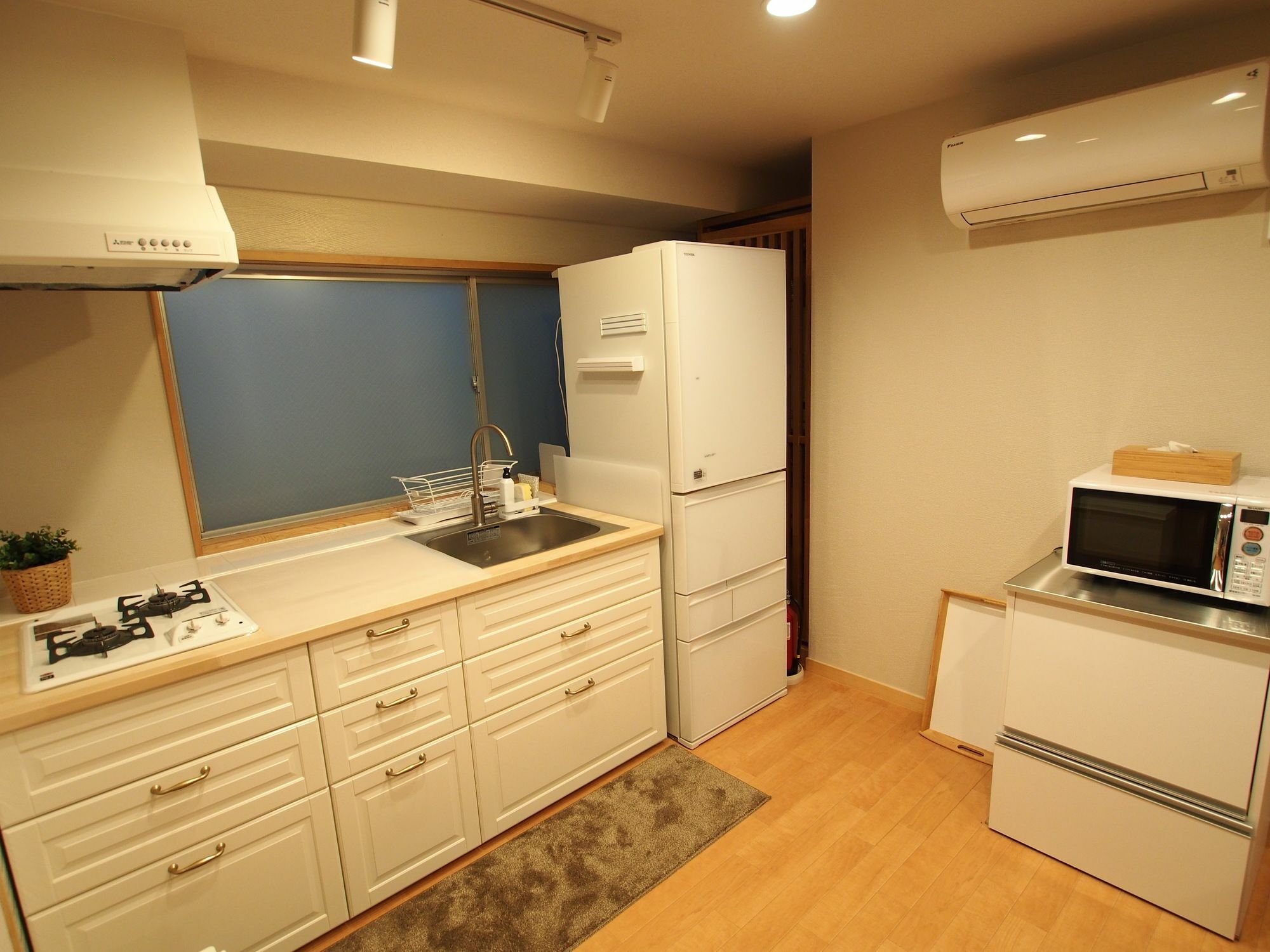 Condominium Hotel Keyakian Tokyo Nihonbashi Bagian luar foto